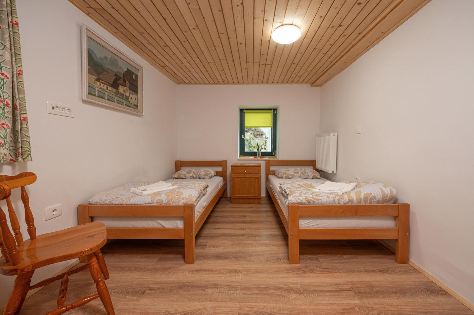 Zelena Hisa Pri Bjov Lägenhet Bohinjska Bela Exteriör bild