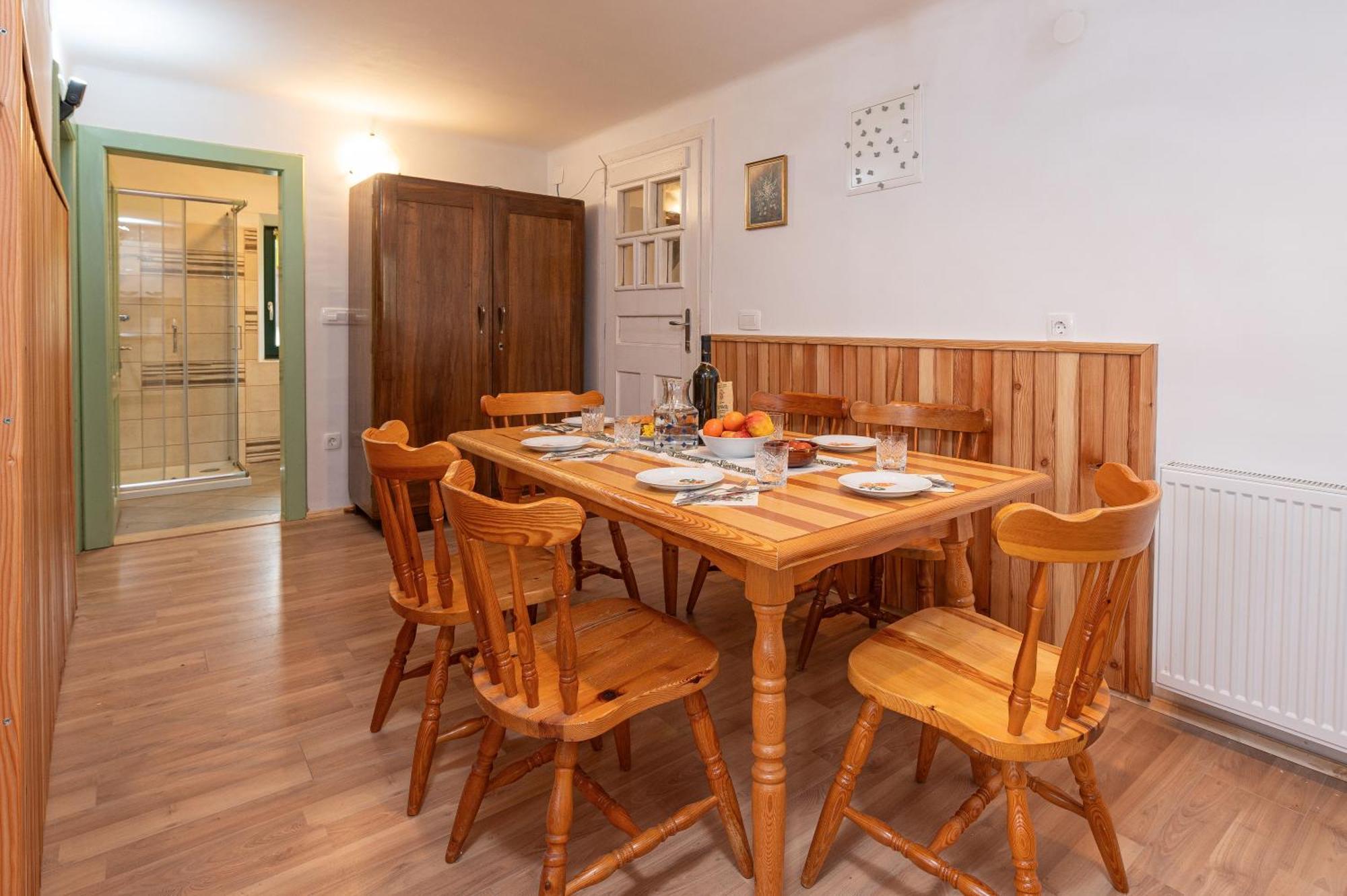 Zelena Hisa Pri Bjov Lägenhet Bohinjska Bela Exteriör bild